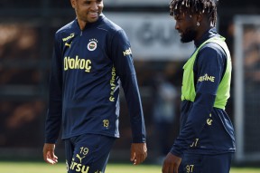  里程碑夜费内巴切外线爆发，英超训练课后刷纪录，目标明确，数据层面出现新趋势-开云精彩