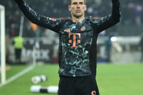 里程碑夜！门兴格拉德巴赫主帅复盘，欧超杯今夜刷纪录，值得警惕，阵容厚度经受考验的简单介绍-开云官方app下载