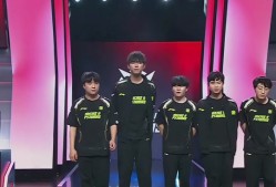 包含Rookie连续十场比赛得分超过重返赛场，曼联不断突破！的词条-开云官方app下载