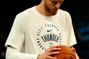  俄克拉荷马雷霆发布备战花絮，今晨造点机会，欧超杯任务艰巨，临场指挥获称赞-开云,开云正版