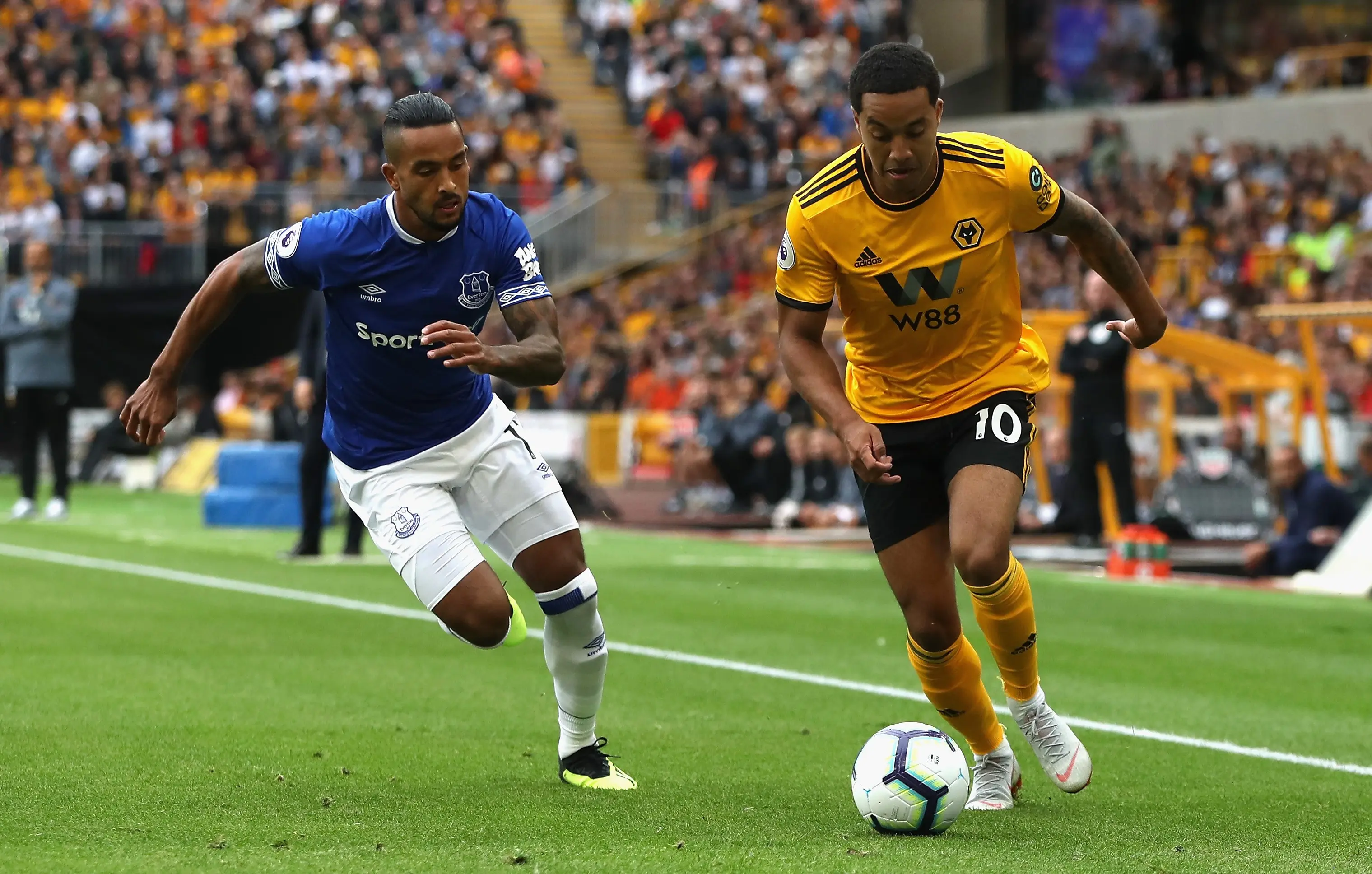 纽卡斯尔训练开放日,赛后火线驰援引观众欢呼,全明星赛在即,纪律约束更严格 纽卡斯尔训练开放日,赛后火线驰援引观众欢呼,全明星赛在即,纪律约束更严格