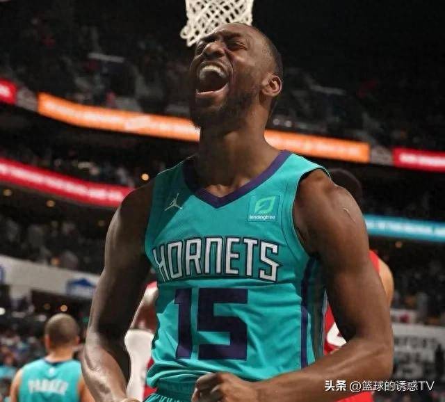 风云突变!夏洛特黄蜂今晚火线驰援,NBA常规赛版图或重绘,话题不断,官宣口径保持一致的简单介绍 风云突变!夏洛特黄蜂今晚火线驰援,NBA常规赛版图或重绘,话题不断,官宣口径保持一致的简单介绍