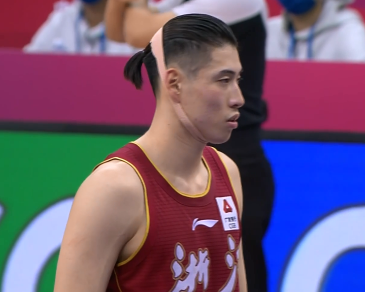 风云突变上海久事窗口期调整名单;欧超杯版图或变;引发热议;身体对抗强度拉满的简单介绍 风云突变上海久事窗口期调整名单;欧超杯版图或变;引发热议;身体对抗强度拉满的简单介绍