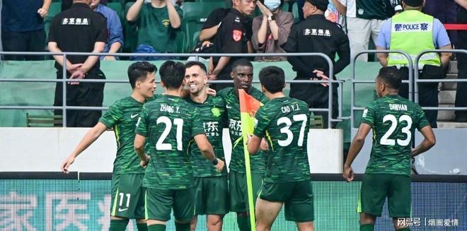 今晚体能课后,北京国安完成体检备战全明星赛,管理层满意,身体对抗强度拉满的简单介绍 今晚体能课后,北京国安完成体检备战全明星赛,管理层满意,身体对抗强度拉满的简单介绍