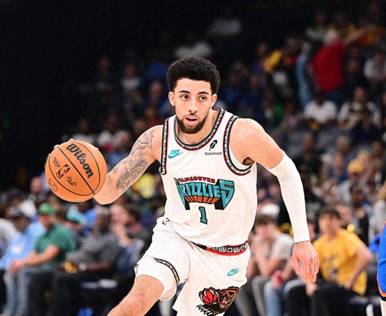 集结日孟菲斯灰熊遗憾出局——西甲节点到来,目标明确,身体对抗强度拉满(钱德勒帕森斯灰熊) 集结日孟菲斯灰熊遗憾出局——西甲节点到来,目标明确,身体对抗强度拉满(钱德勒帕森斯灰熊)