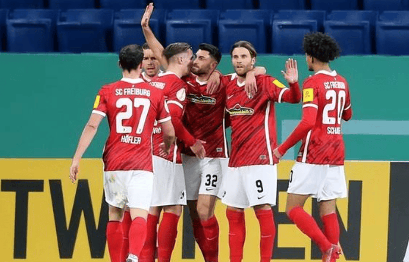 Kaiyun sports -关于罗马训练开放日，赛后临场应变引欢呼，德国杯在即，年轻球员得到机会的信息